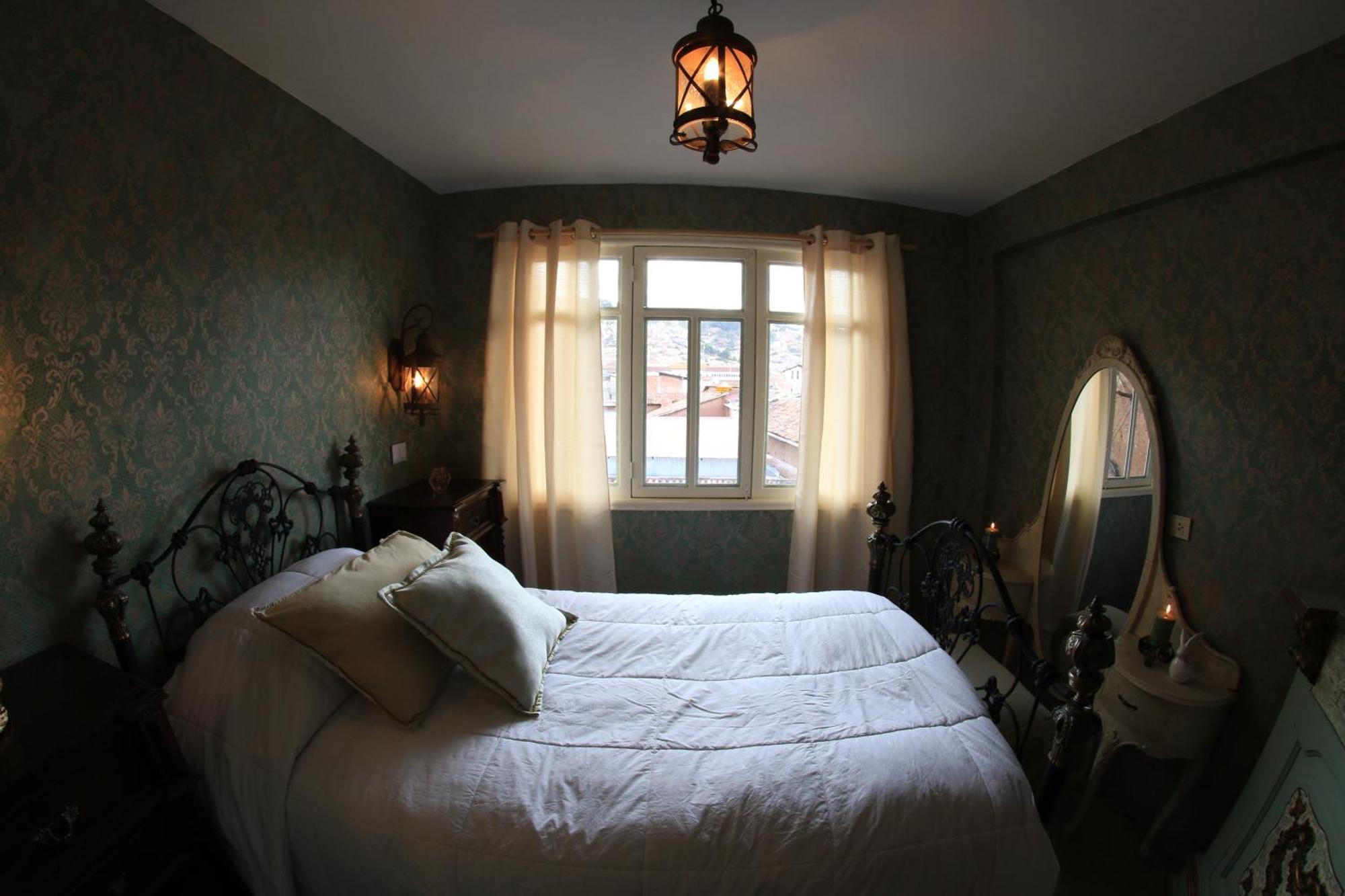 Bamba House Hostal