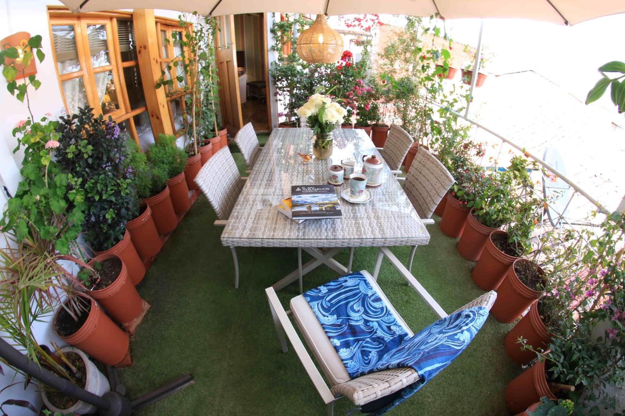 Hostal Bamba House *